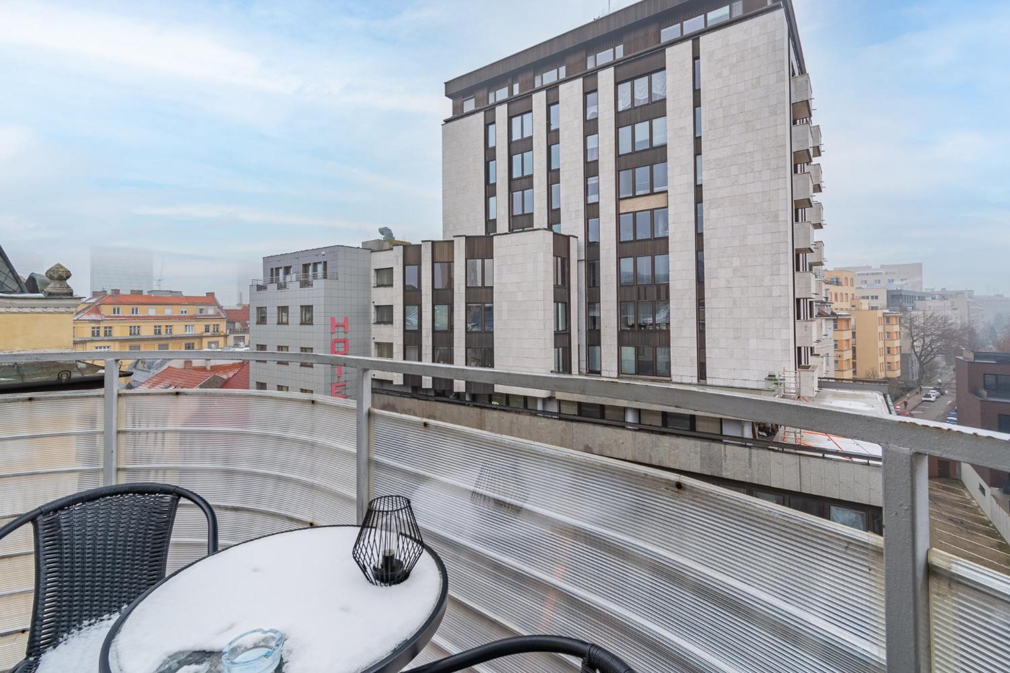 Natural-Style Apartment In The Centre Of Bratislava Exteriér fotografie