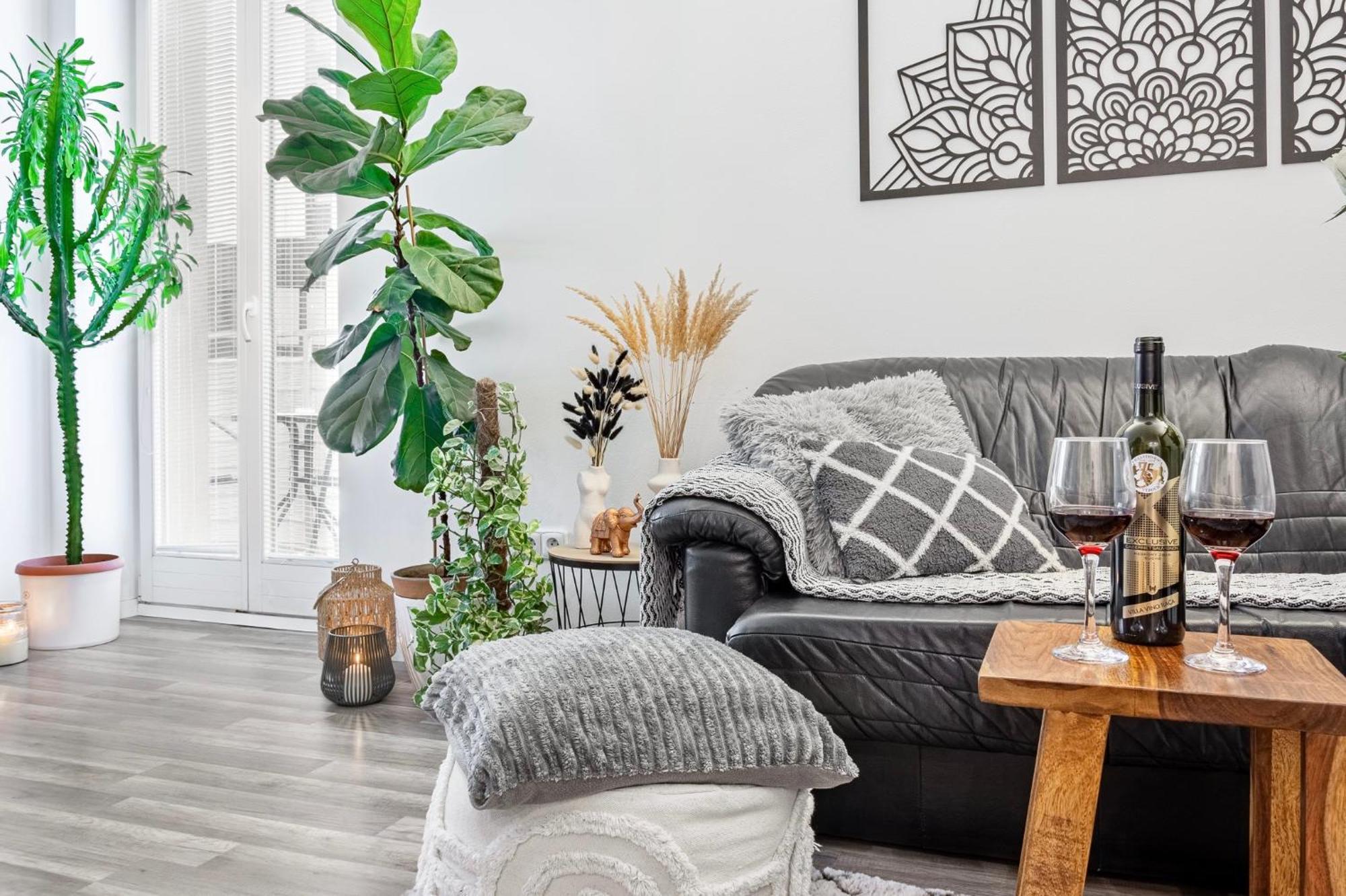 Natural-Style Apartment In The Centre Of Bratislava Exteriér fotografie