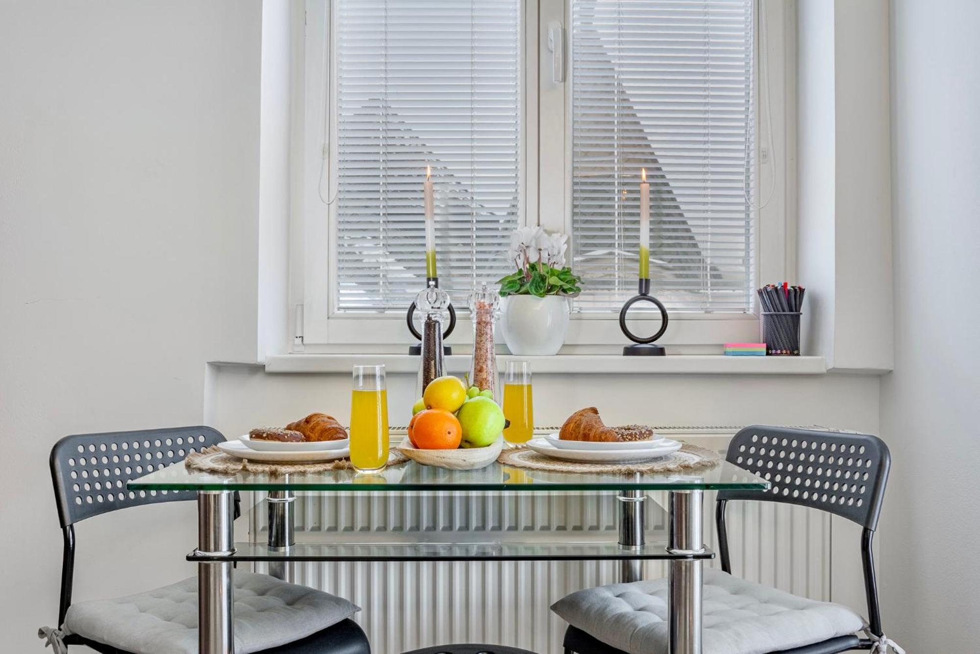 Natural-Style Apartment In The Centre Of Bratislava Exteriér fotografie
